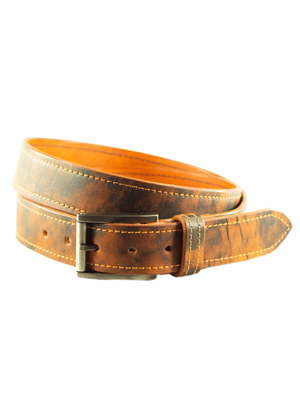 Оранжевый ремень из кожи